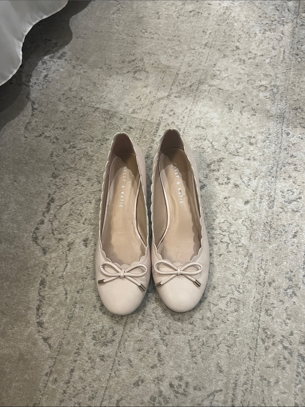 Pink Scalloped Ballet Low Block Heels - Picture 1 of 3